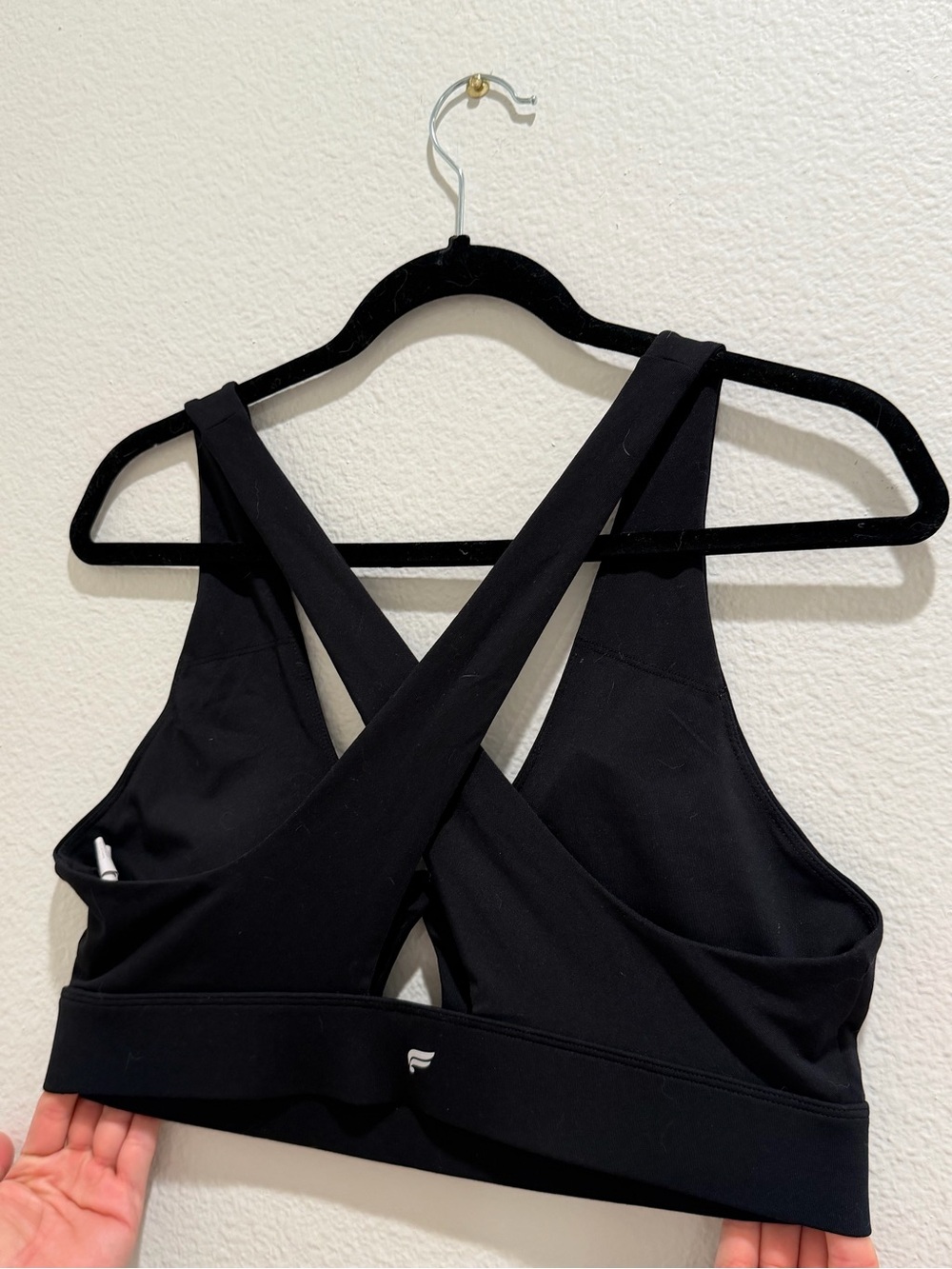 [LIKE 🆕] Fabletics: Black Criss-Cross Sports Bra - Picture 2 of 2